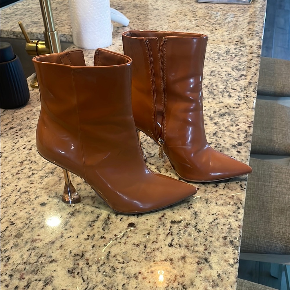 Gianni Bini Ankle Boots